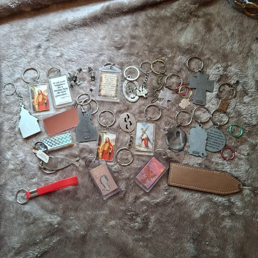25+ Vintage Christianity / Faith Keychains - Jesus, Cross, Angels, Bible Verses